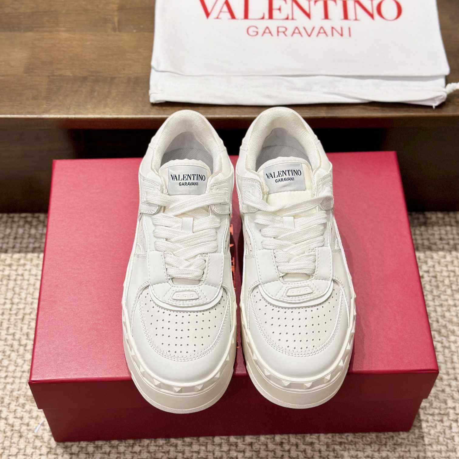 Valenti Garavani Freedots XL Leather Sneakers - EUR FASHION