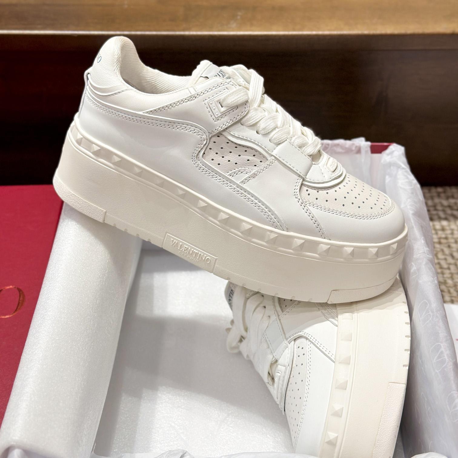 Valenti Garavani Freedots XL Leather Sneakers - EUR FASHION