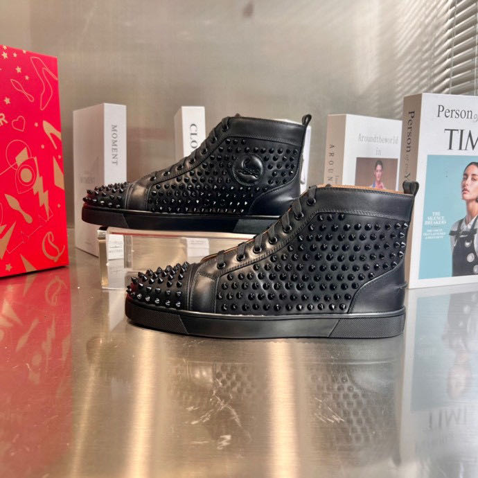 Christian Louboutin High Top Sneaker In Black - EUR FASHION