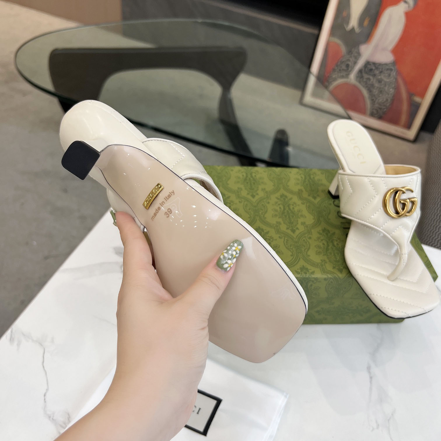 Gucci Women's Double G thong sandal - EUR FASHION