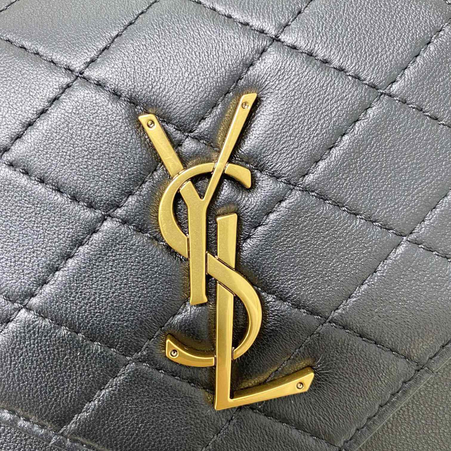 Saint Laurent Leather Crossbody Bag  ( 26x18x5cm) - EUR FASHION