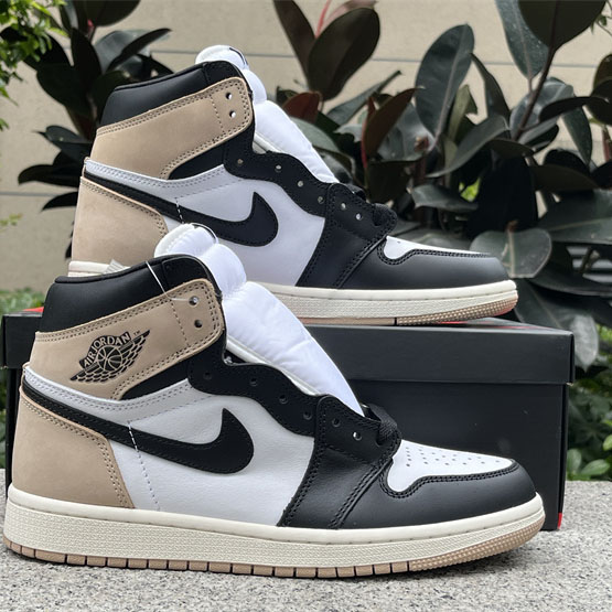 Air Jordan 1 High OG WMNS “Latte Sneaker    FD2596-021  - EUR FASHION