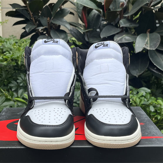 Air Jordan 1 High OG WMNS “Latte Sneaker    FD2596-021  - EUR FASHION