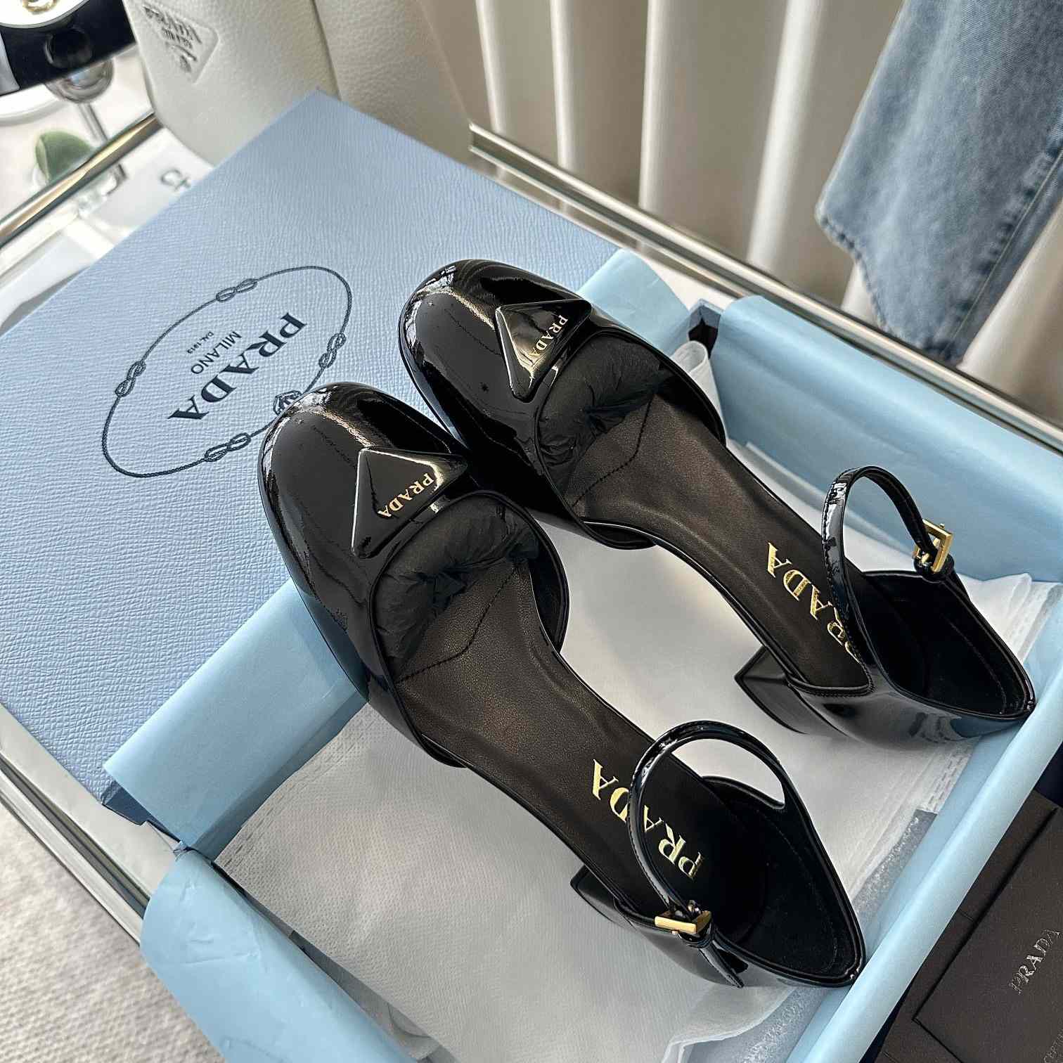 Prada Patent Leather Pumps - EUR FASHION