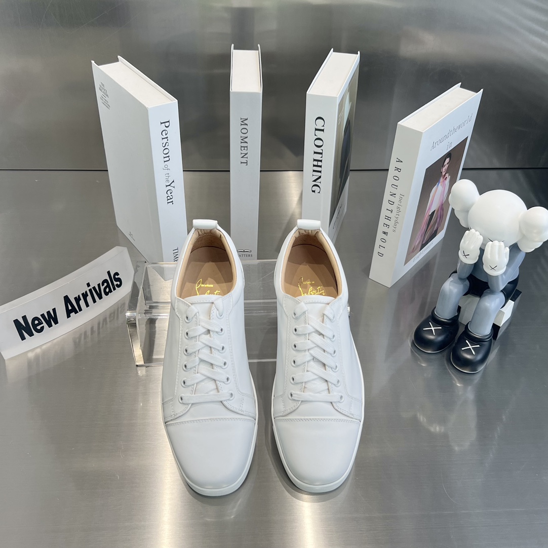 Christian Louboutin Sneakers - EUR FASHION