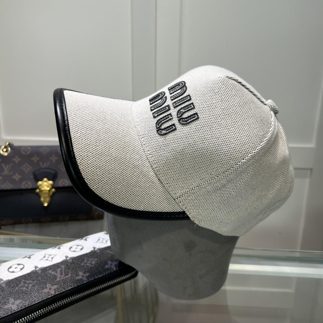 Miu Miu Baseball Cap - EUR FASHION