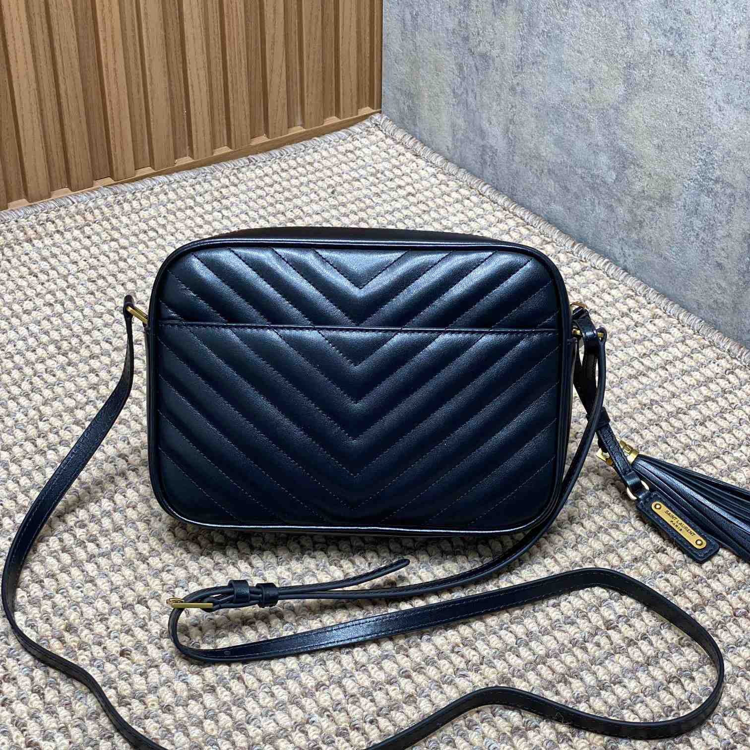 Saint Laurent Lou Tassel Camera Bag  (23x16x6cm) - EUR FASHION