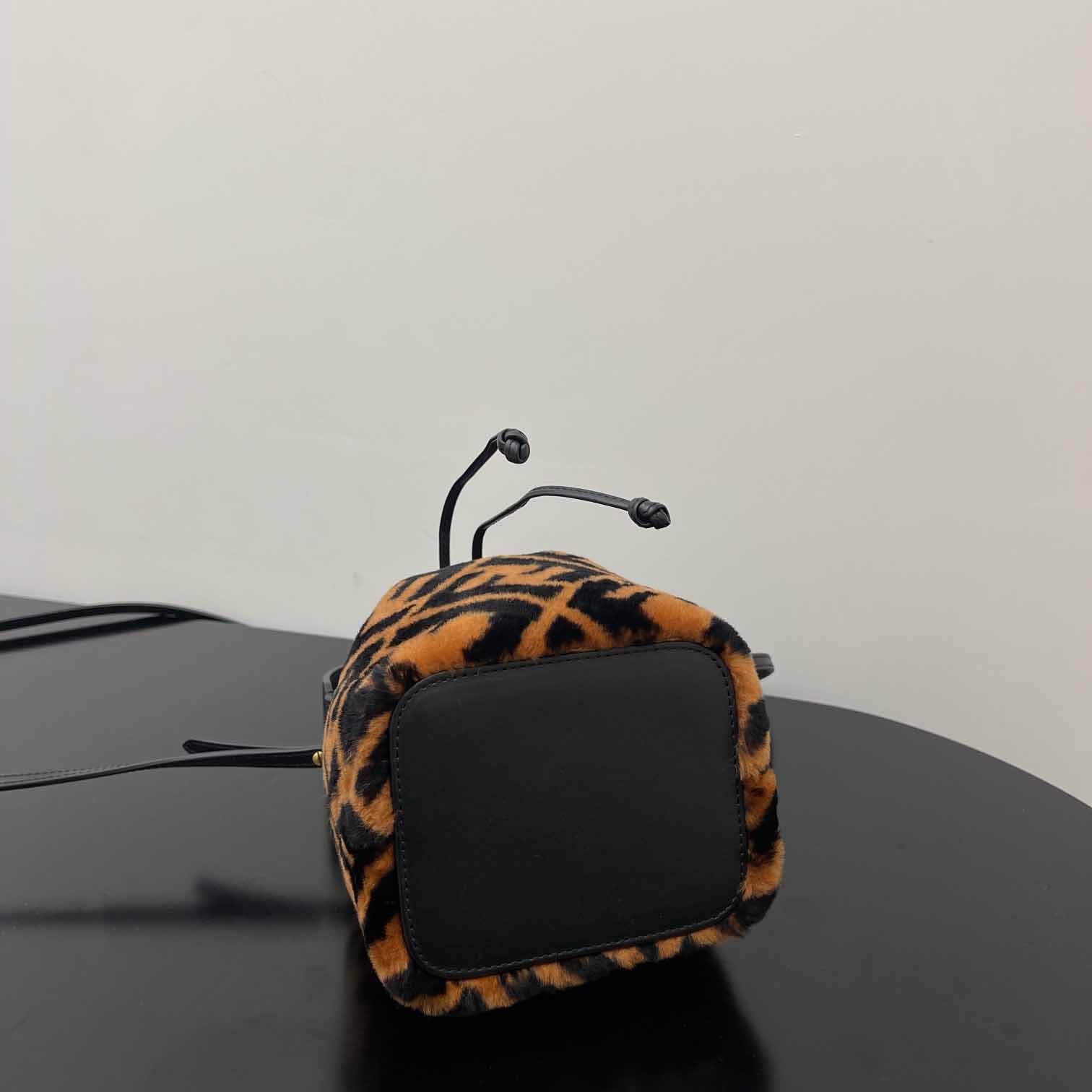 Fendi Mon Tresor Mini-bag in brown sheepskin - EUR FASHION