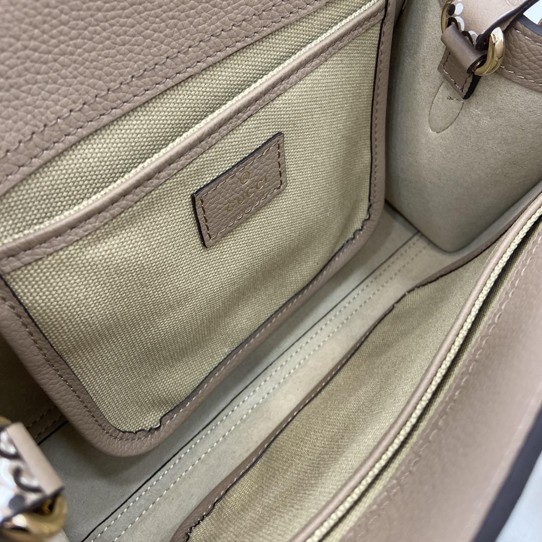 Gucci Small Tote Bag With GG Shadow  - EUR FASHION