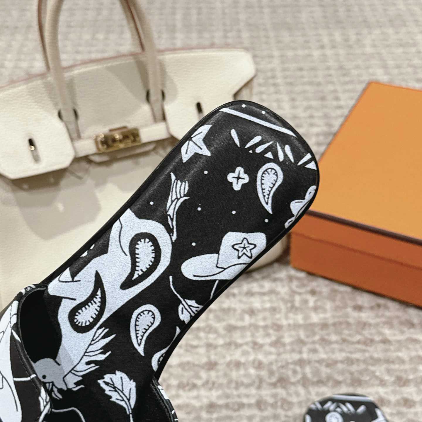 Hermes Oran Sandal - EUR FASHION
