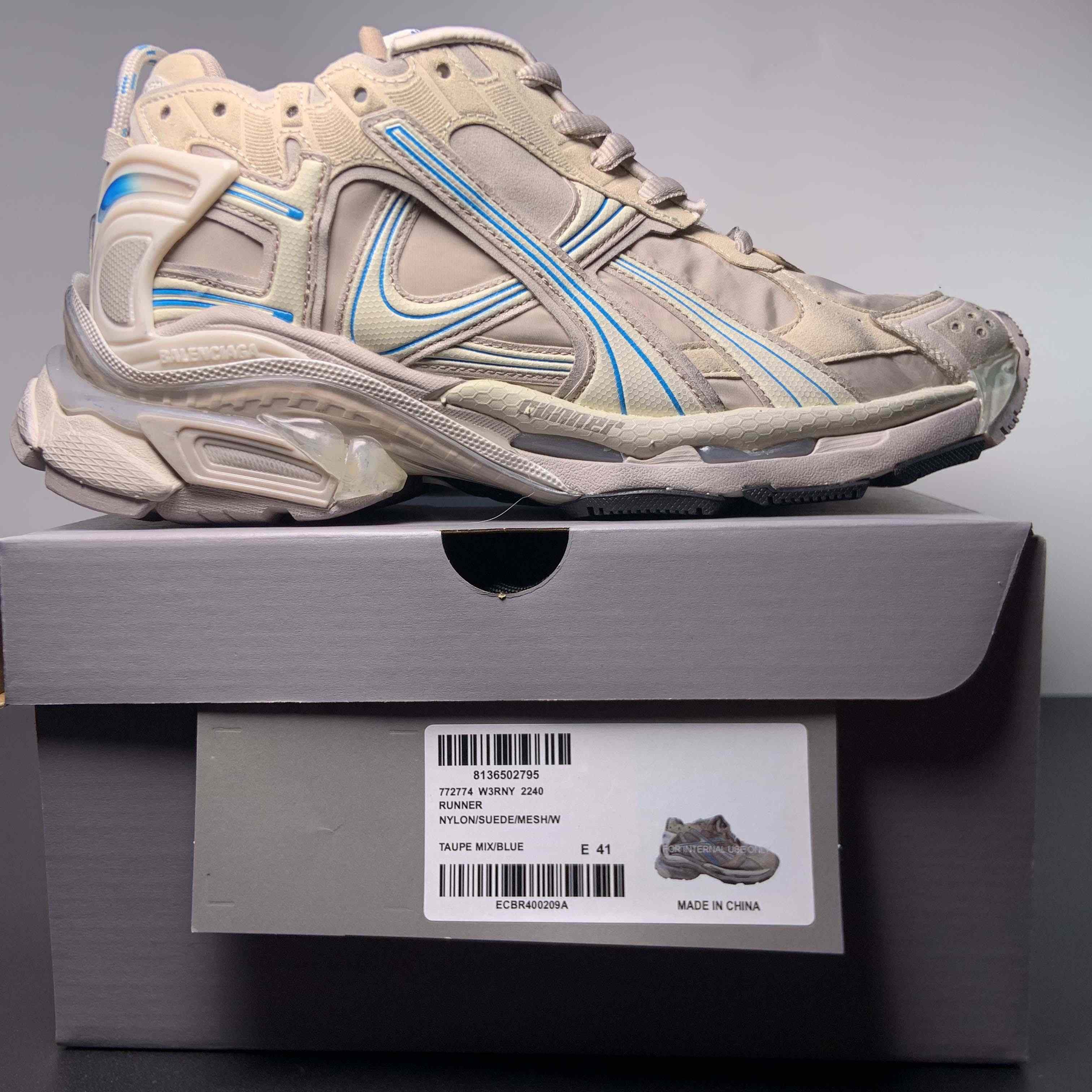 Balenciaga Runner Sneaker - EUR FASHION