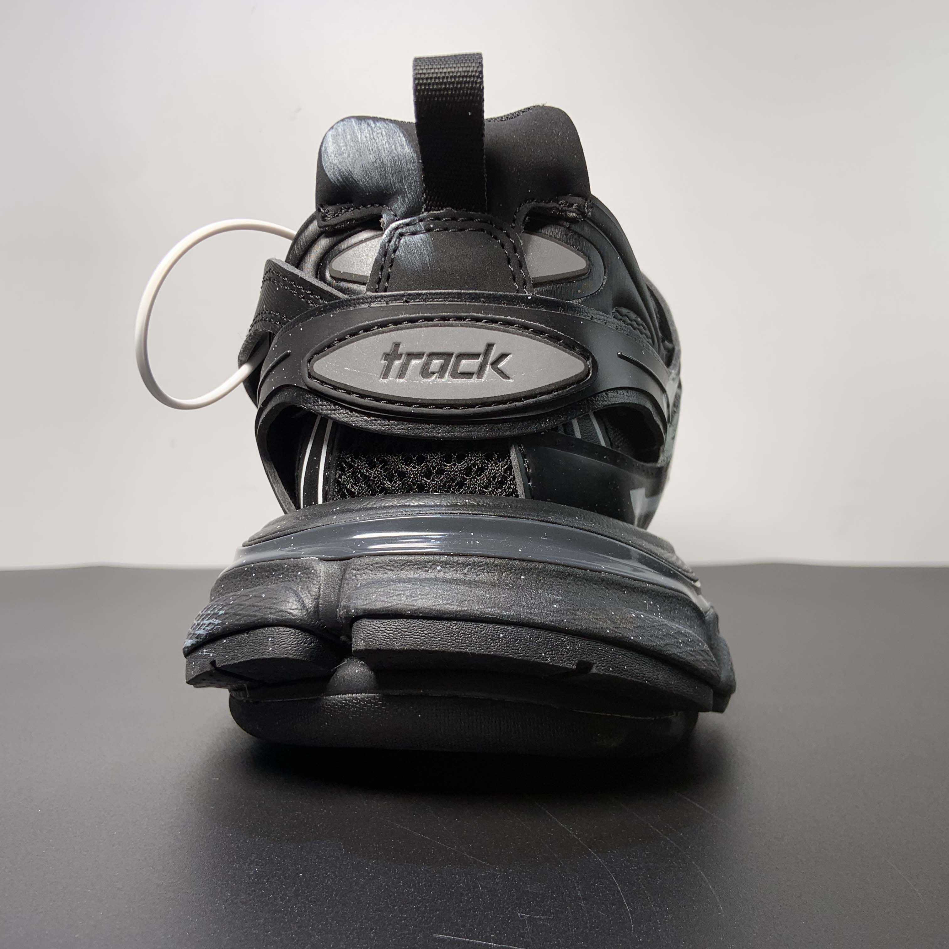 Balenciaga Track Signature Sneaker in black - EUR FASHION