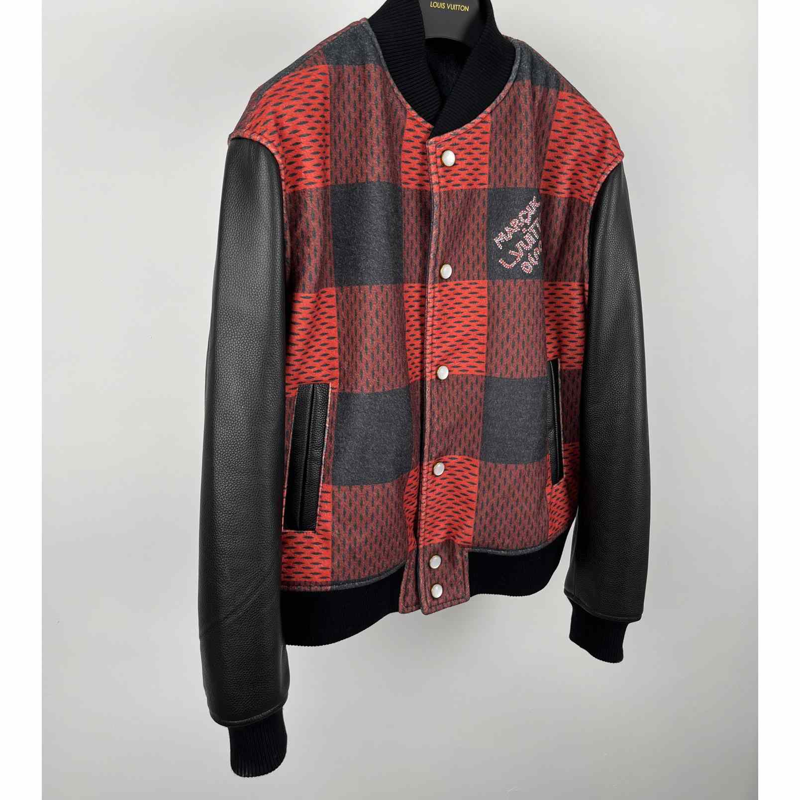 Louis Vuitton Damier Varsity Blouson   1AFXGV - EUR FASHION