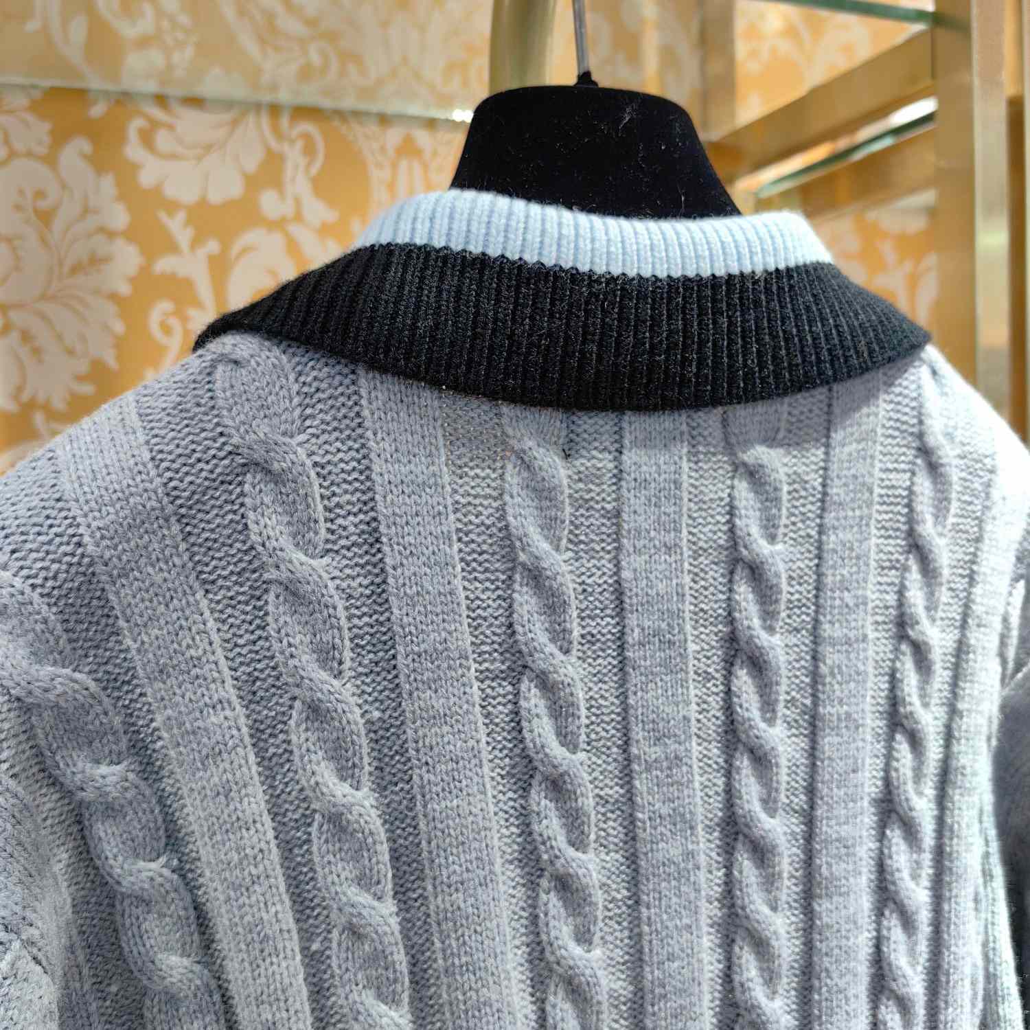 Versace 90s Vintage Logo Knit Zip Jumper - EUR FASHION