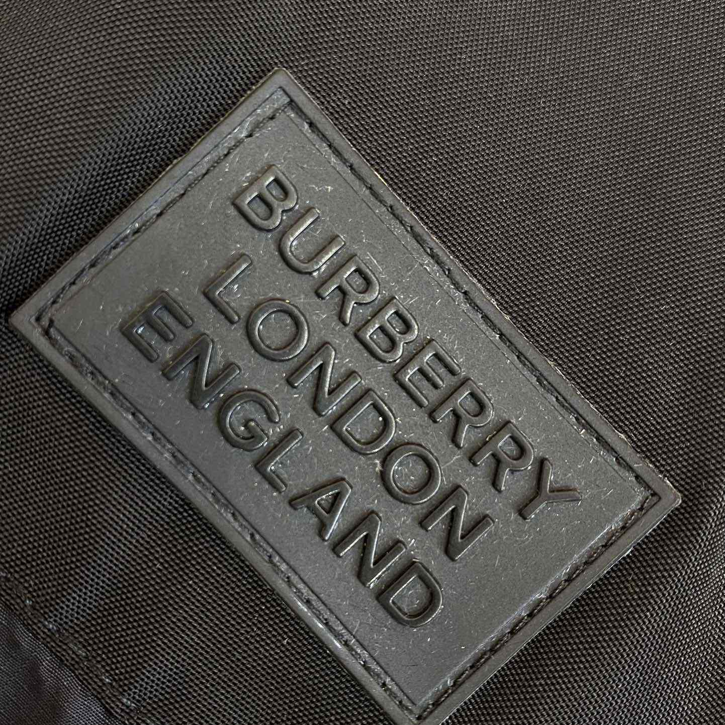 Burberry Reversible Check Puffer Jacket - EUR FASHION