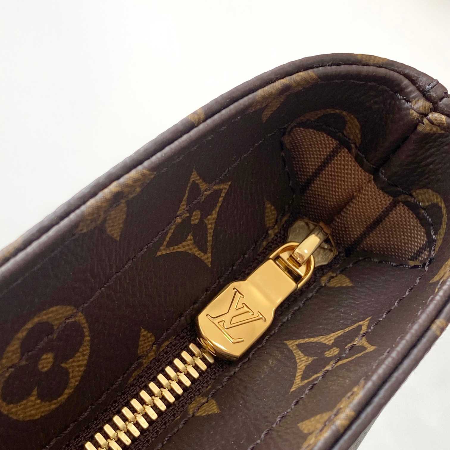 Louis Vuitton Piano   M12095 - EUR FASHION