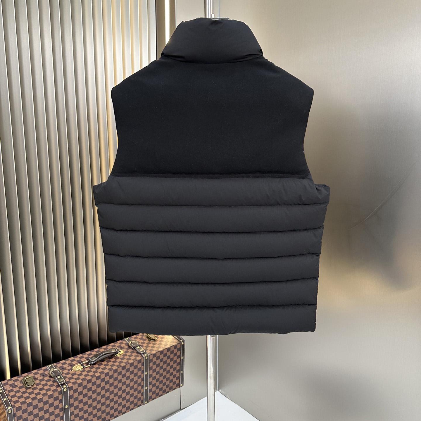 Moncler Rance Quilted Gilet - EUR FASHION
