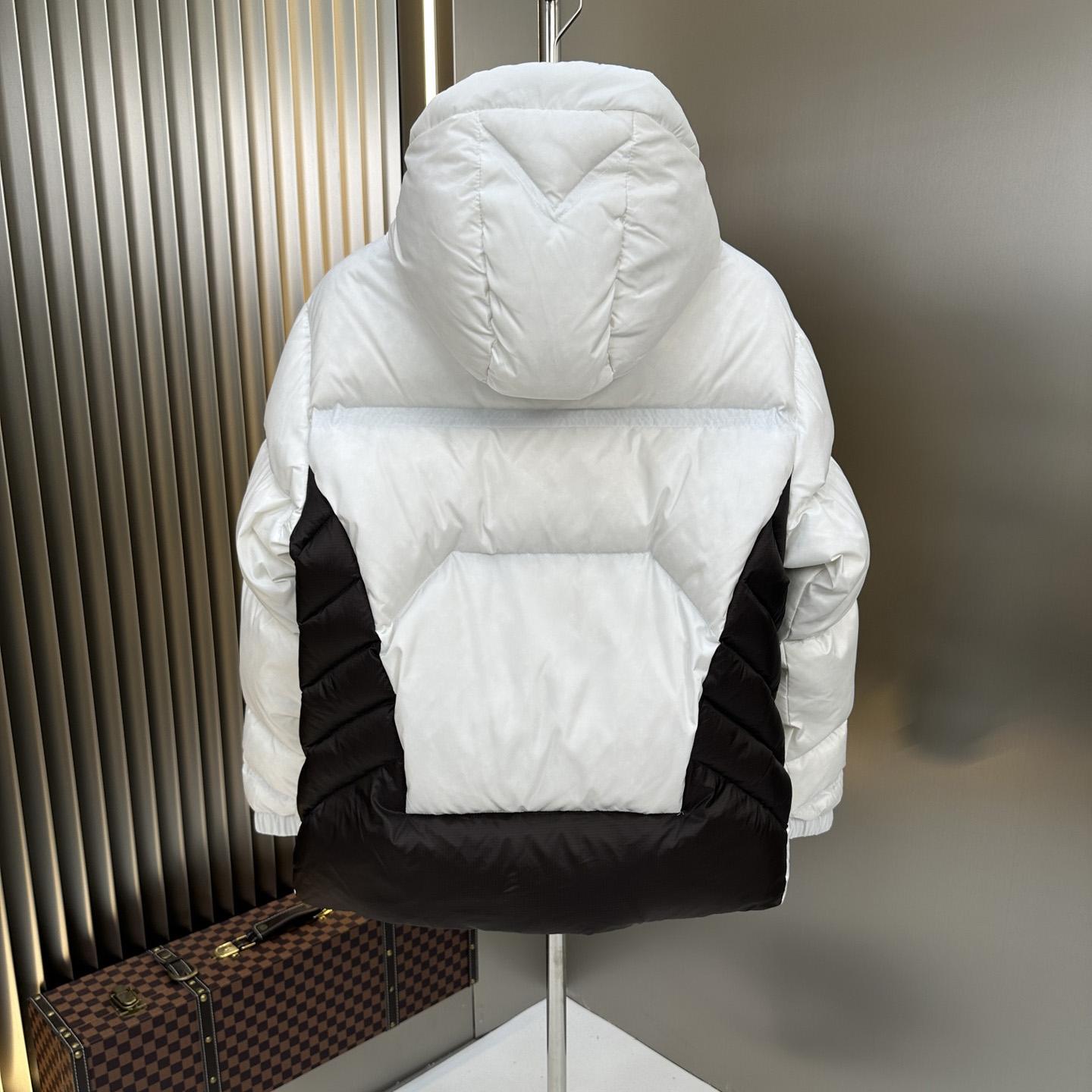 Moncler Jarama Hooded Puffer Jacket - EUR FASHION