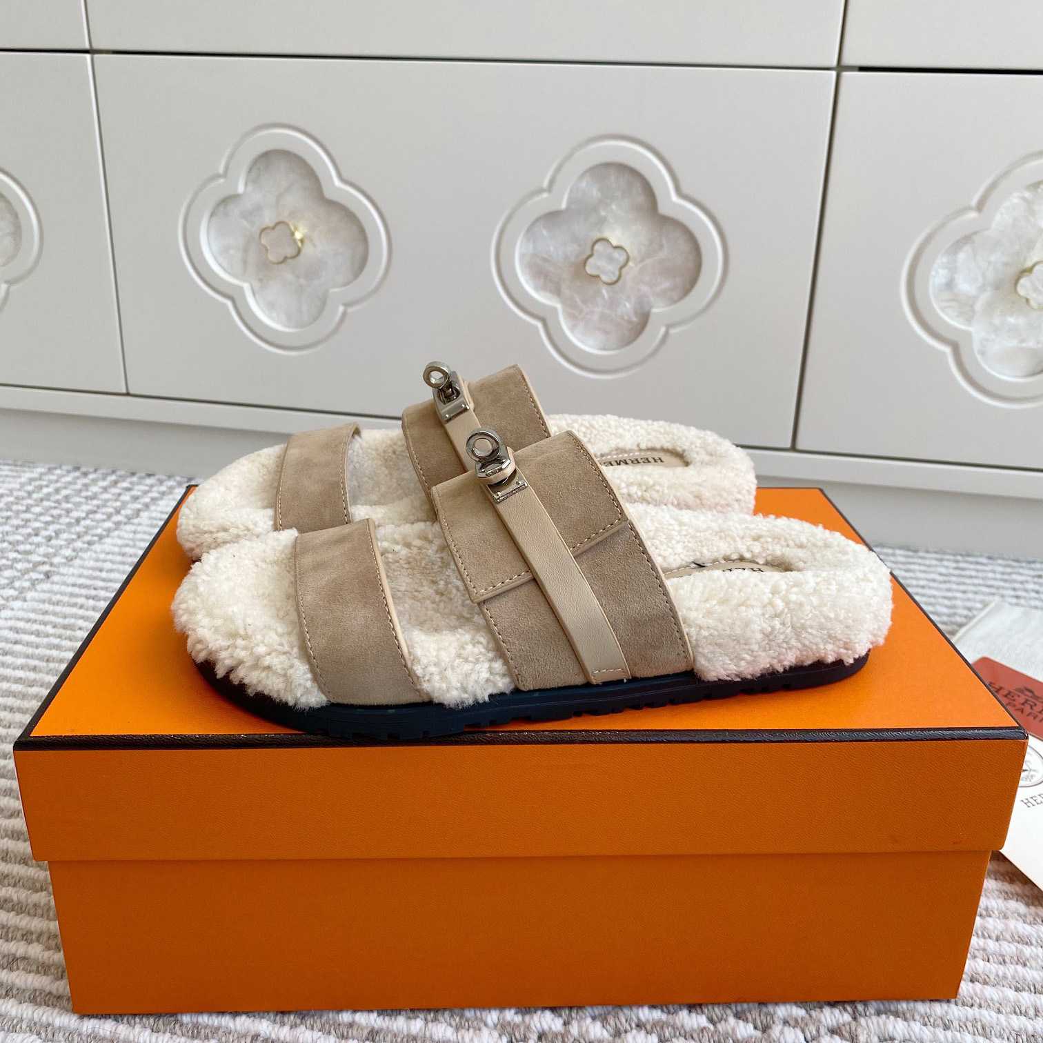 Hermes Kelly Sandal - EUR FASHION
