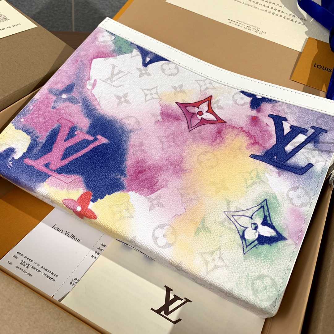 Louis Vuitton Pochette Voyage Monogram Watercolor  26x20x5cm - EUR FASHION