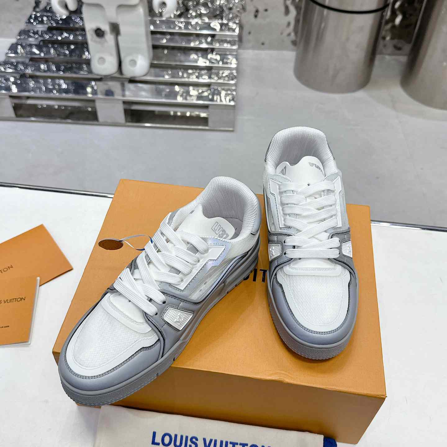 Louis Vuitton LV Trainer Sneaker   1AD6TY - EUR FASHION