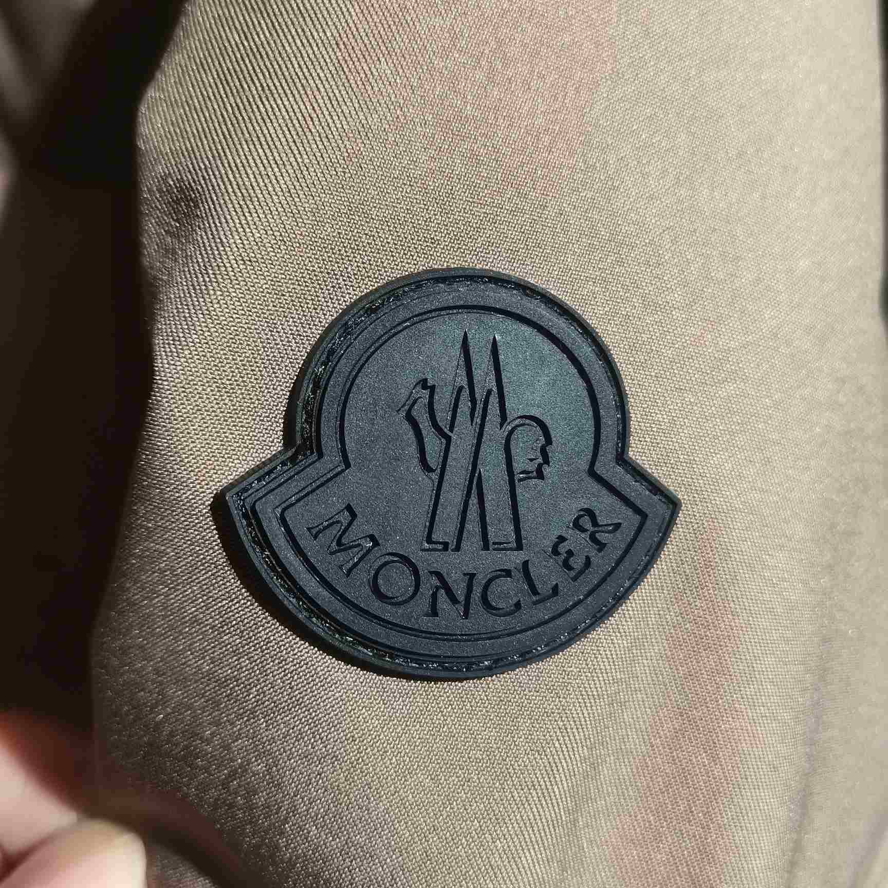 Moncler Misonet Short Down Jacket - EUR FASHION