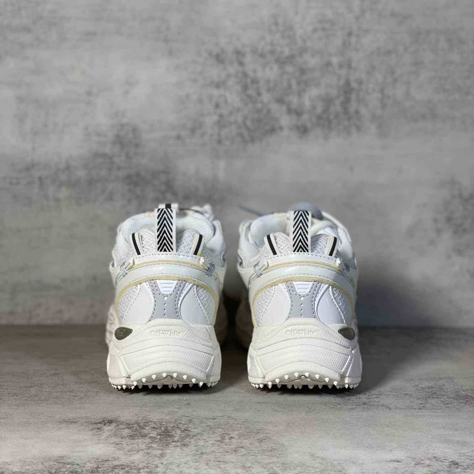 Off-White c/oVrgil Abloh™ Sneakers - EUR FASHION