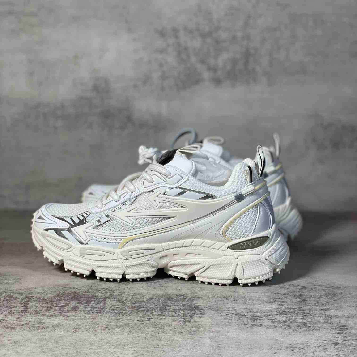 Off-White c/oVrgil Abloh™ Sneakers - EUR FASHION