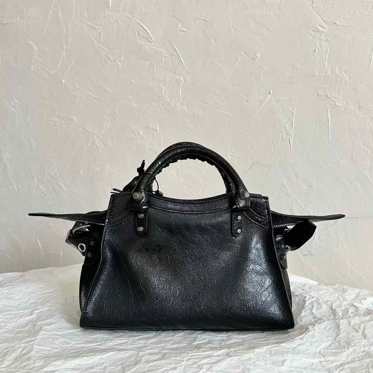 Balenciaga Neo Cagole City Handbag (26×17.8×11.4cm) - EUR FASHION