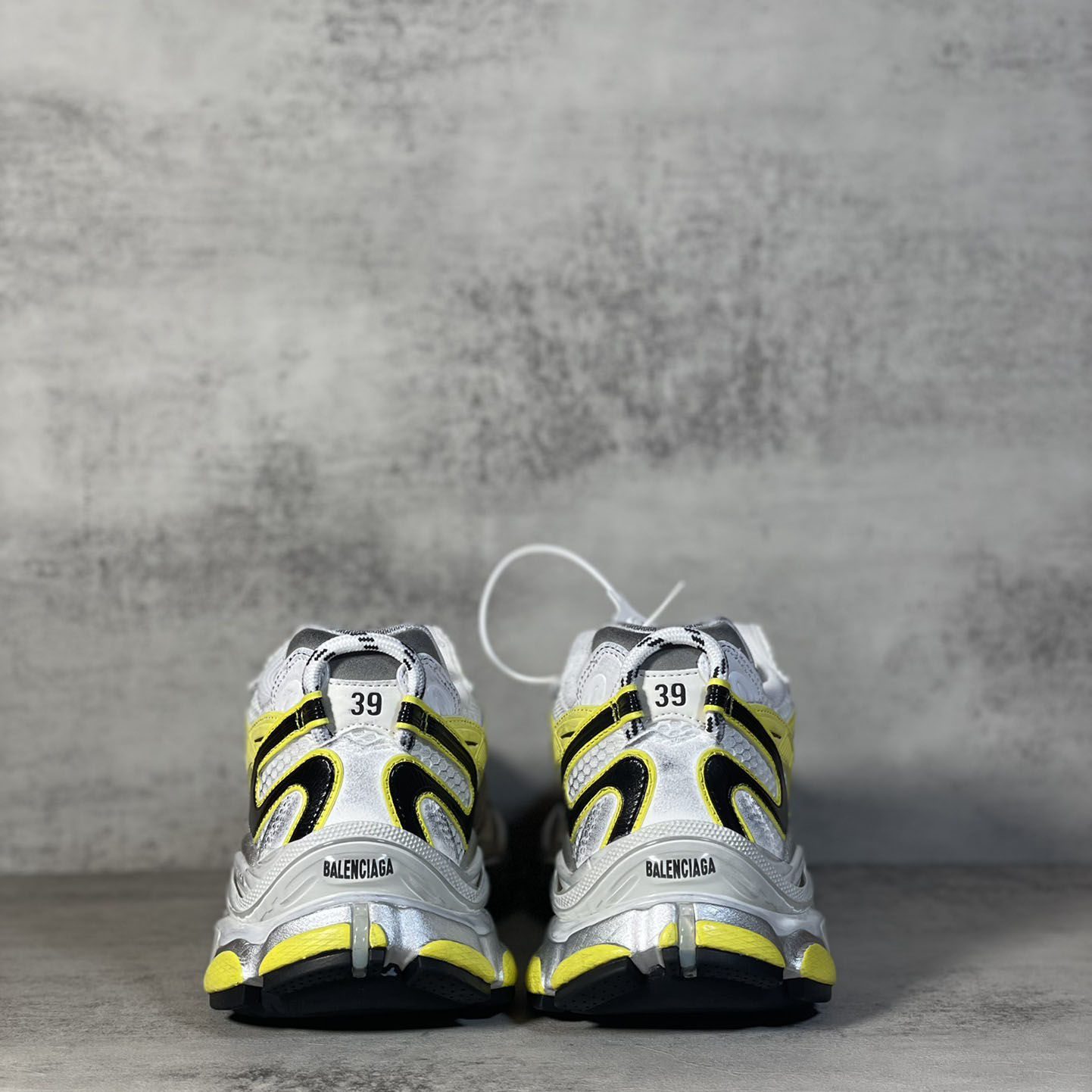 Balenciaga Runner 2.0 Sneaker In White, Yellow And Black Mesh And Polyurethane - EUR FASHION
