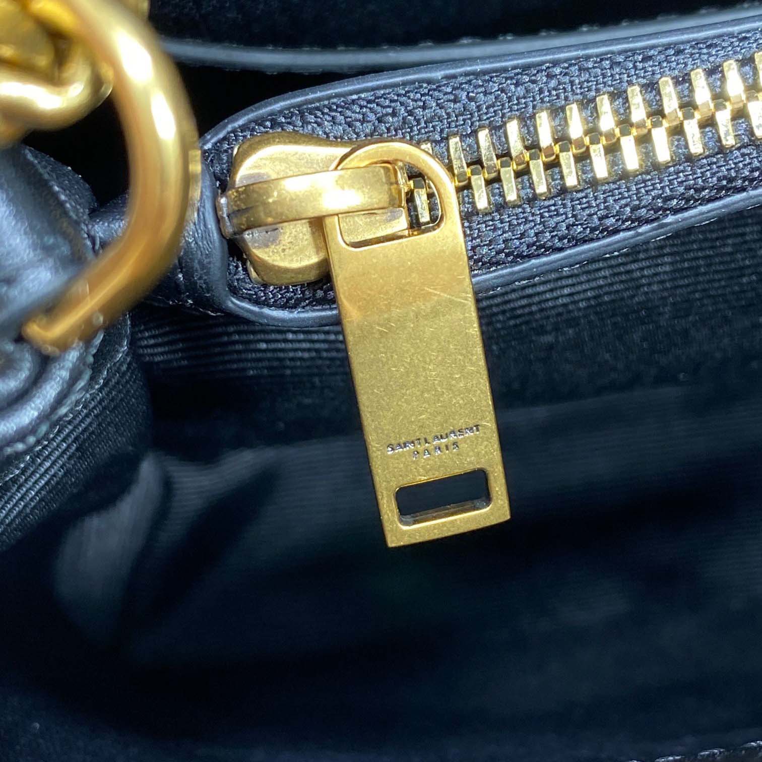 Saint Laurent Loulou Shoulder Bag   25x17x9cm - EUR FASHION