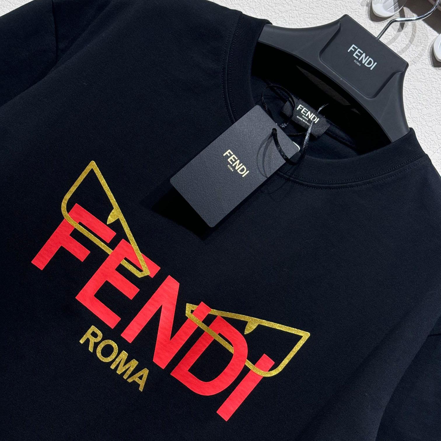Fendi Short-Sleeved Crew Neck T-Shirt  - EUR FASHION