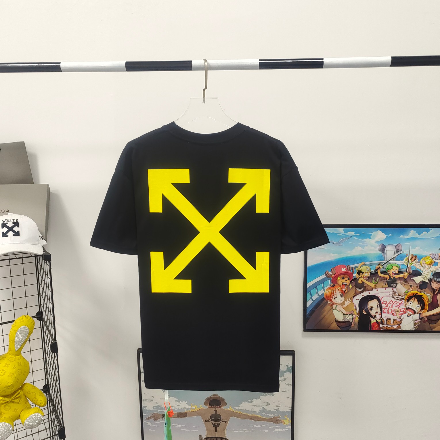 Off-White T-Shirt - EUR FASHION