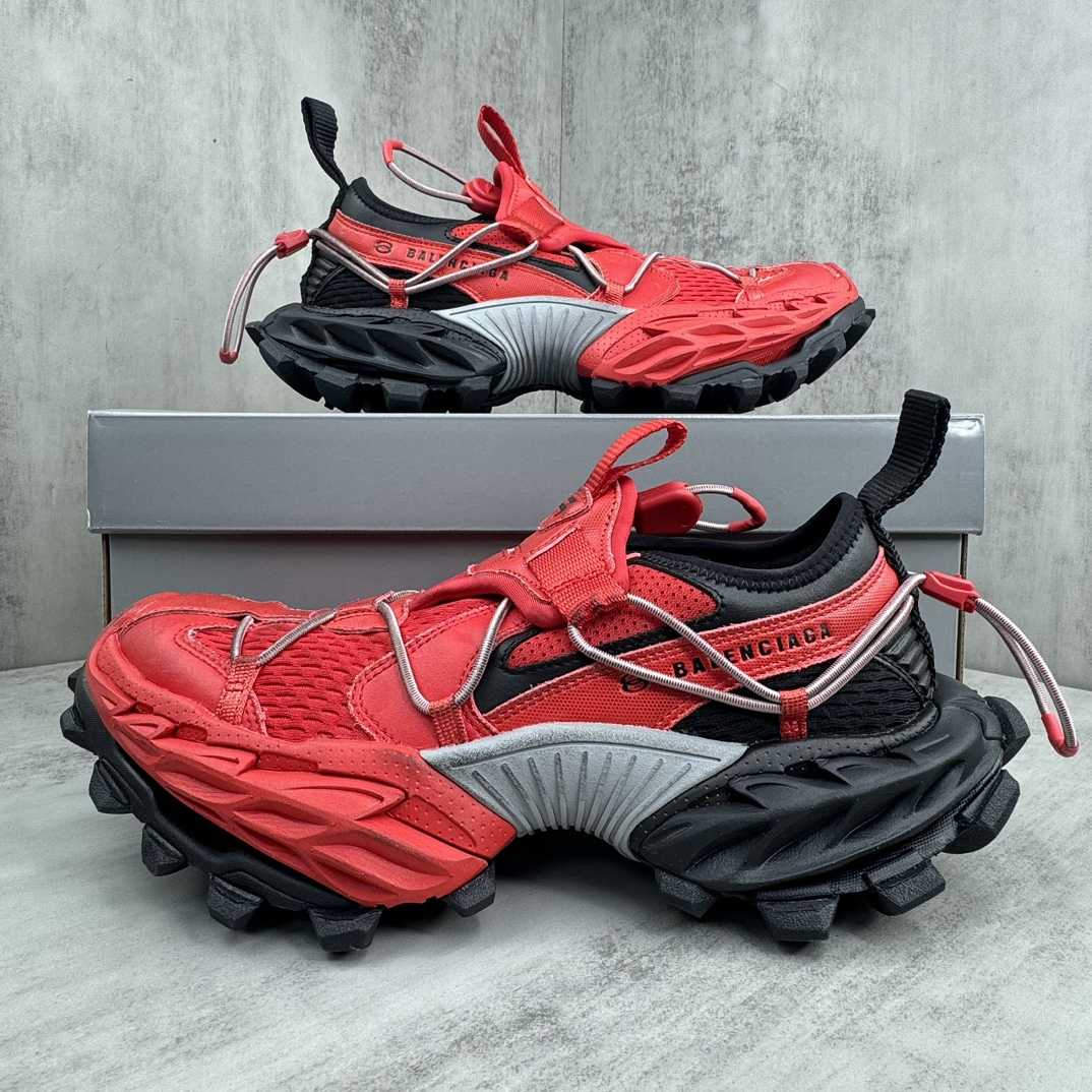 Balenciaga Hike Sneaker In Red And Black  - EUR FASHION