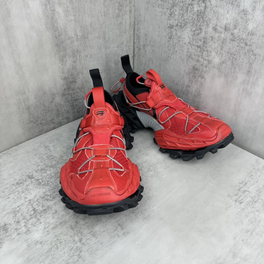 Balenciaga Hike Sneaker In Red And Black  - EUR FASHION