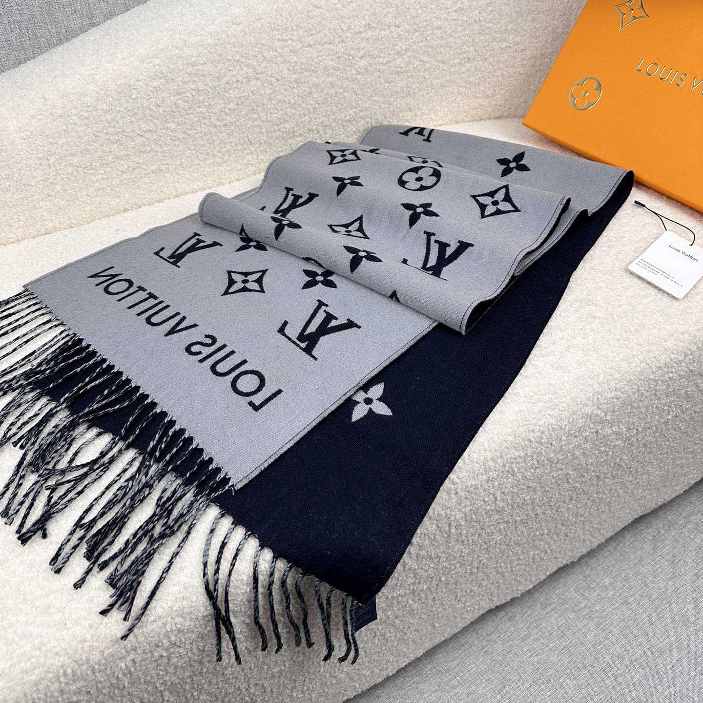 Louis Vuitton All About Monogram Scarf  M79130 - EUR FASHION