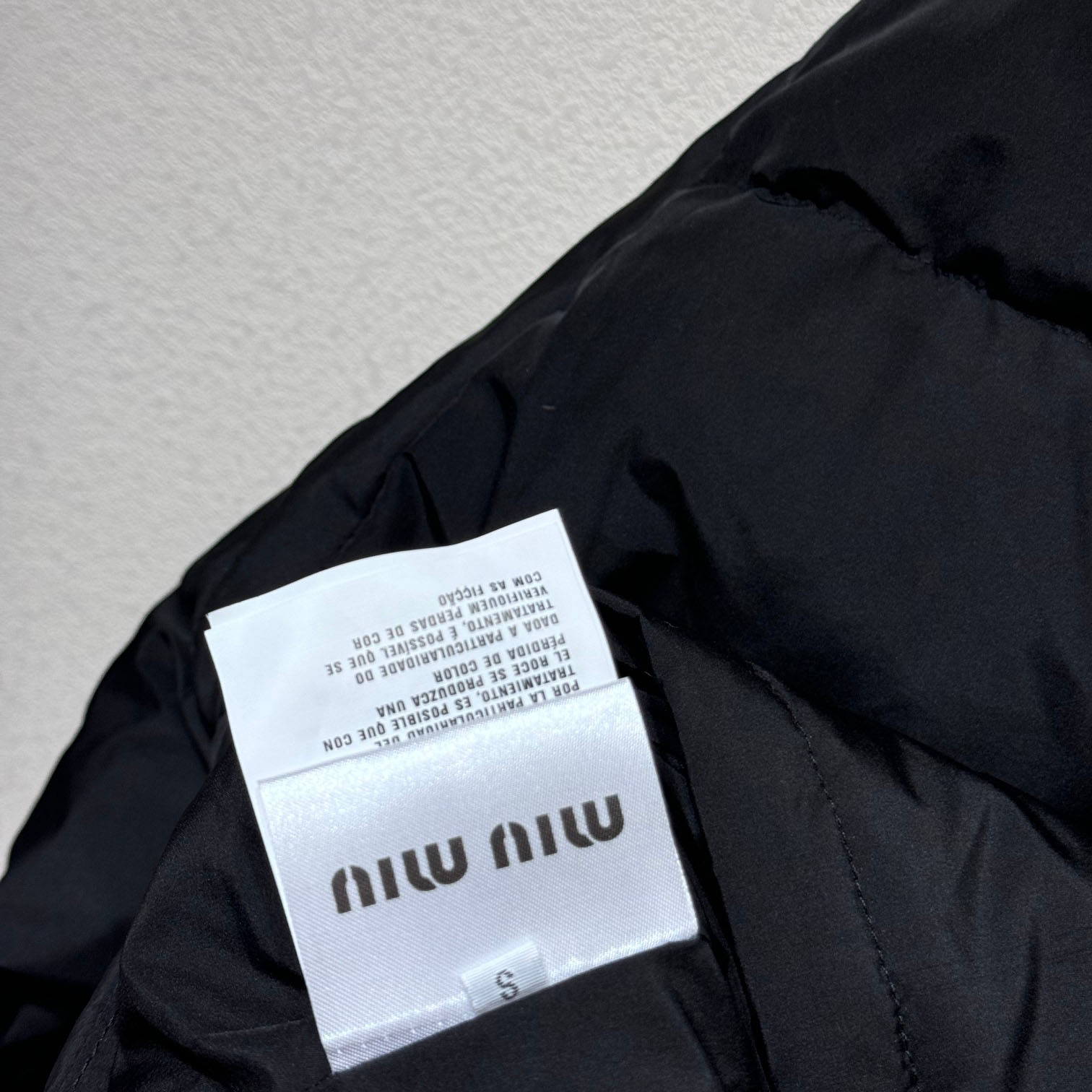 Miu Miu Cropped Down Jacket - EUR FASHION