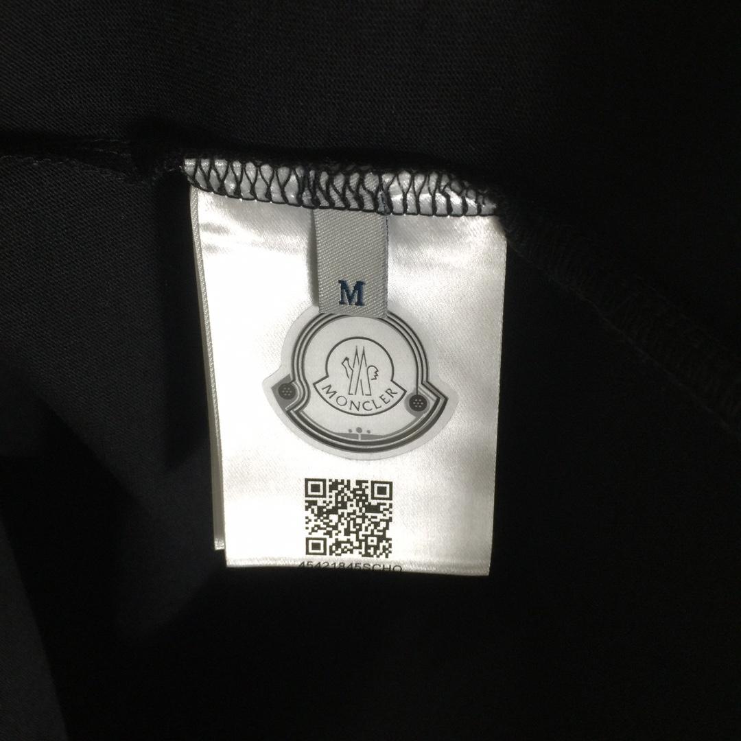 Moncler Logo Cotton T-shirt - EUR FASHION