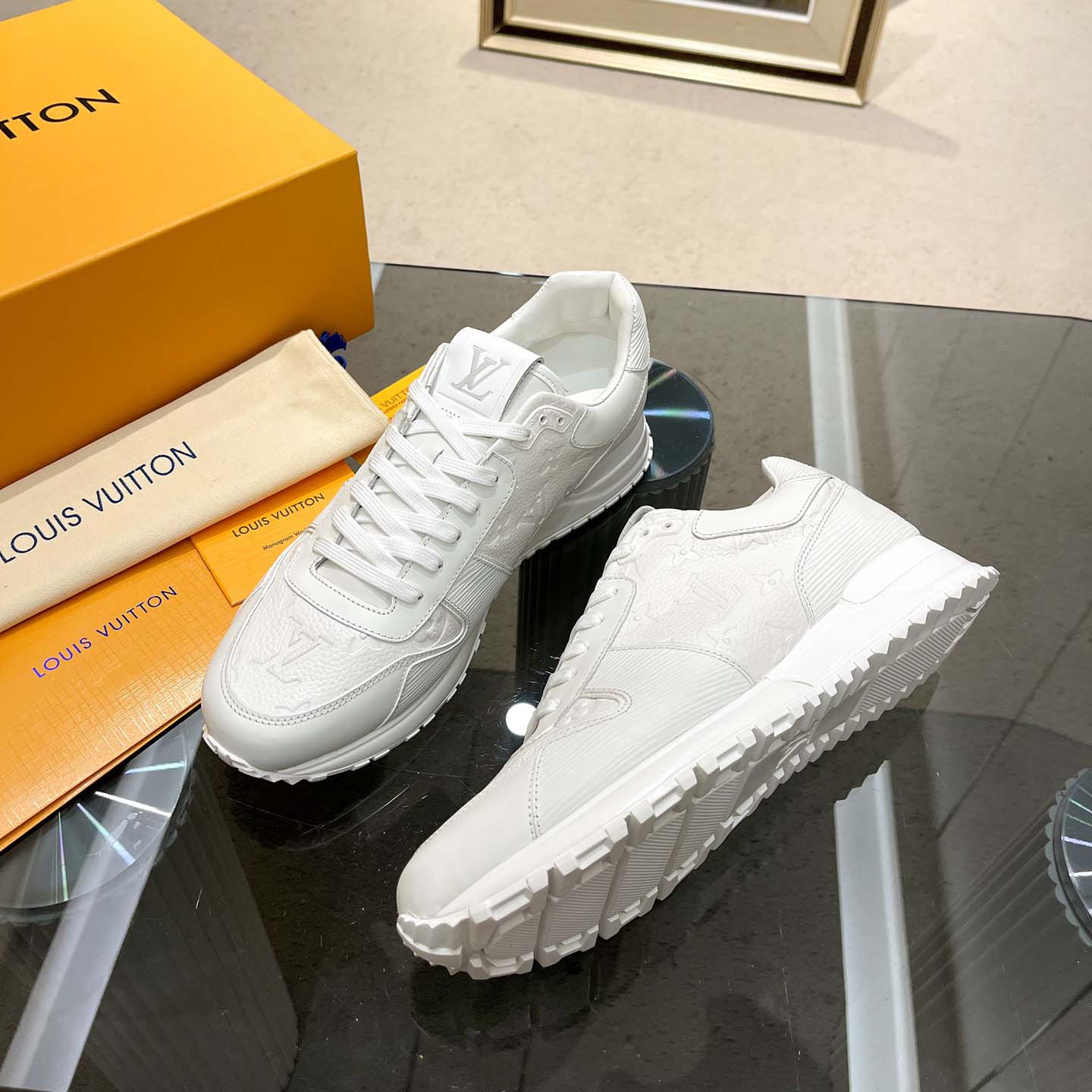 Louis Vuitton Run Away Sneaker         - EUR FASHION