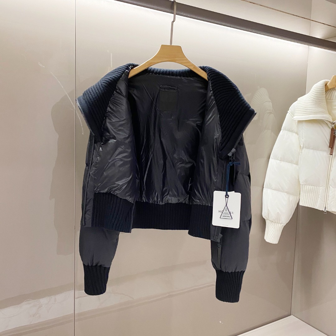 Moncler Jadeite Short Down Jacket - EUR FASHION