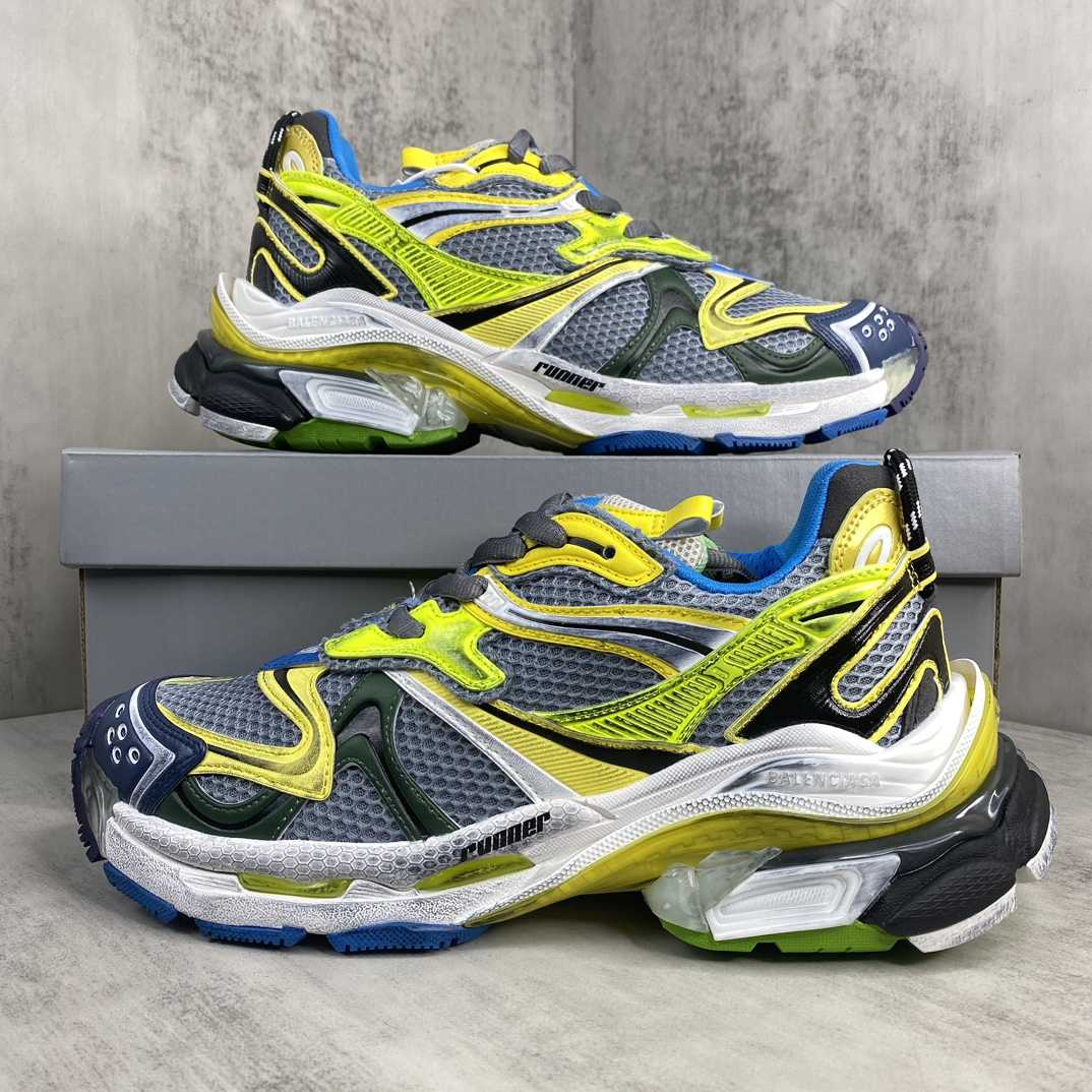 Balenciaga Runner 2.0 Sneaker  - EUR FASHION