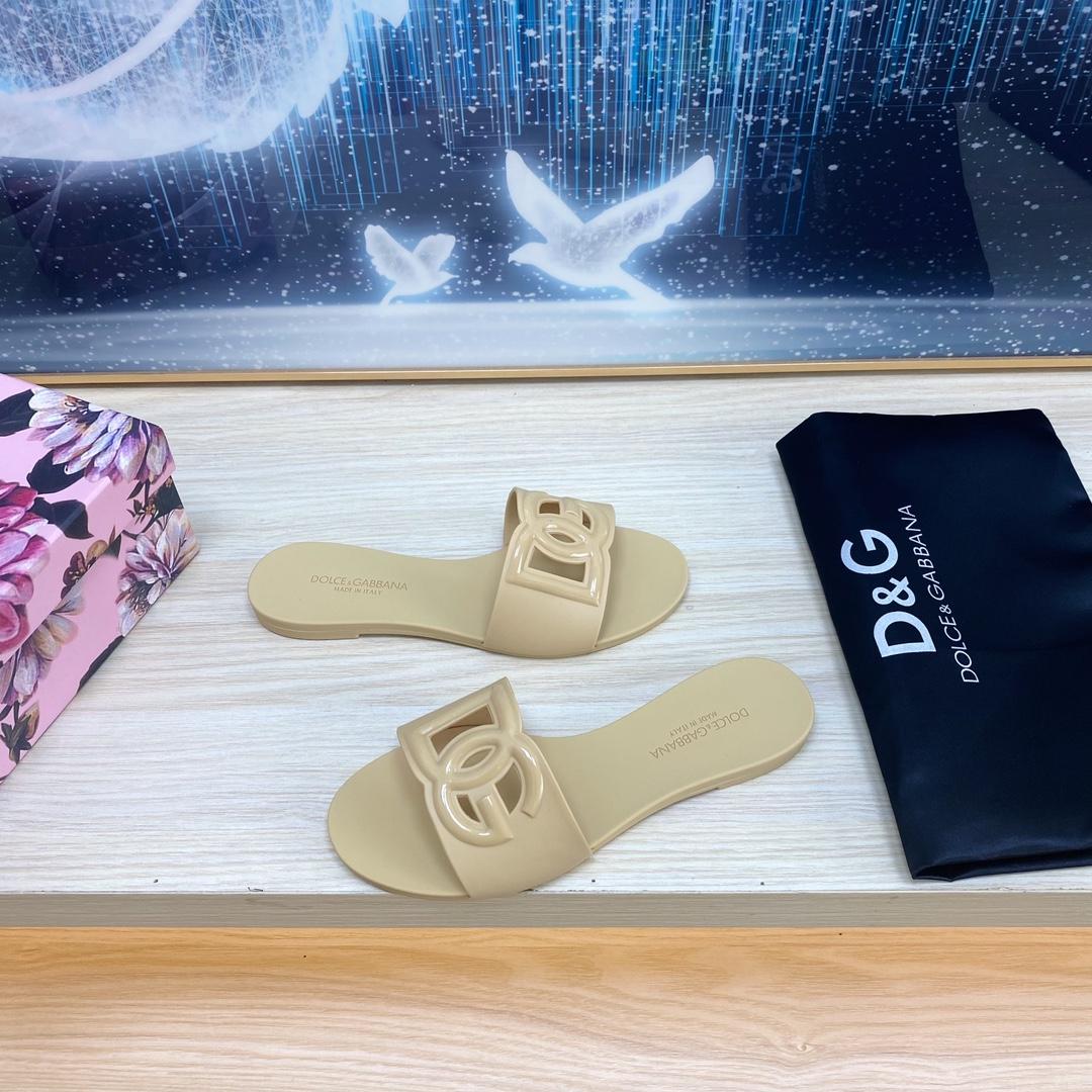 Dolce & Gabbana Women's Sandals - EUR FASHION