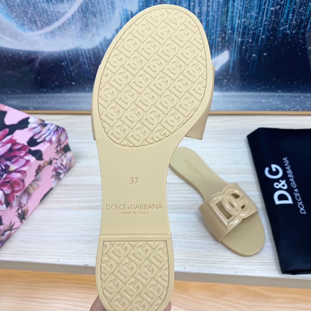 Dolce & Gabbana Women's Sandals - EUR FASHION