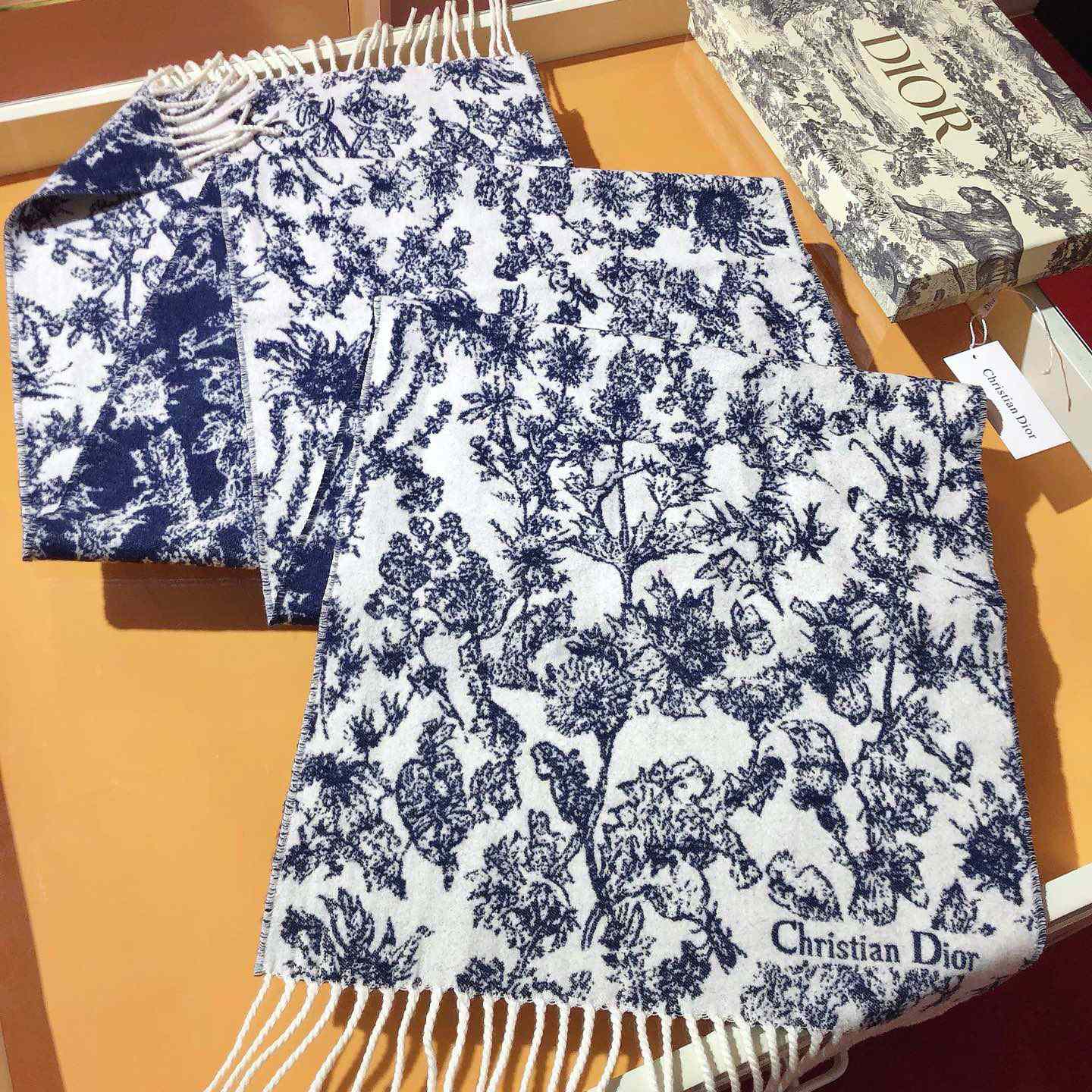 Dior Chardons Scarf Navy Blue Cashmere And Wool - EUR FASHION