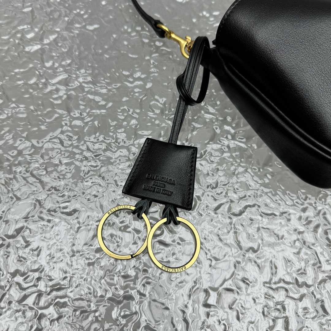 Balenciaga Rodeo Sling Pochette In Black - EUR FASHION