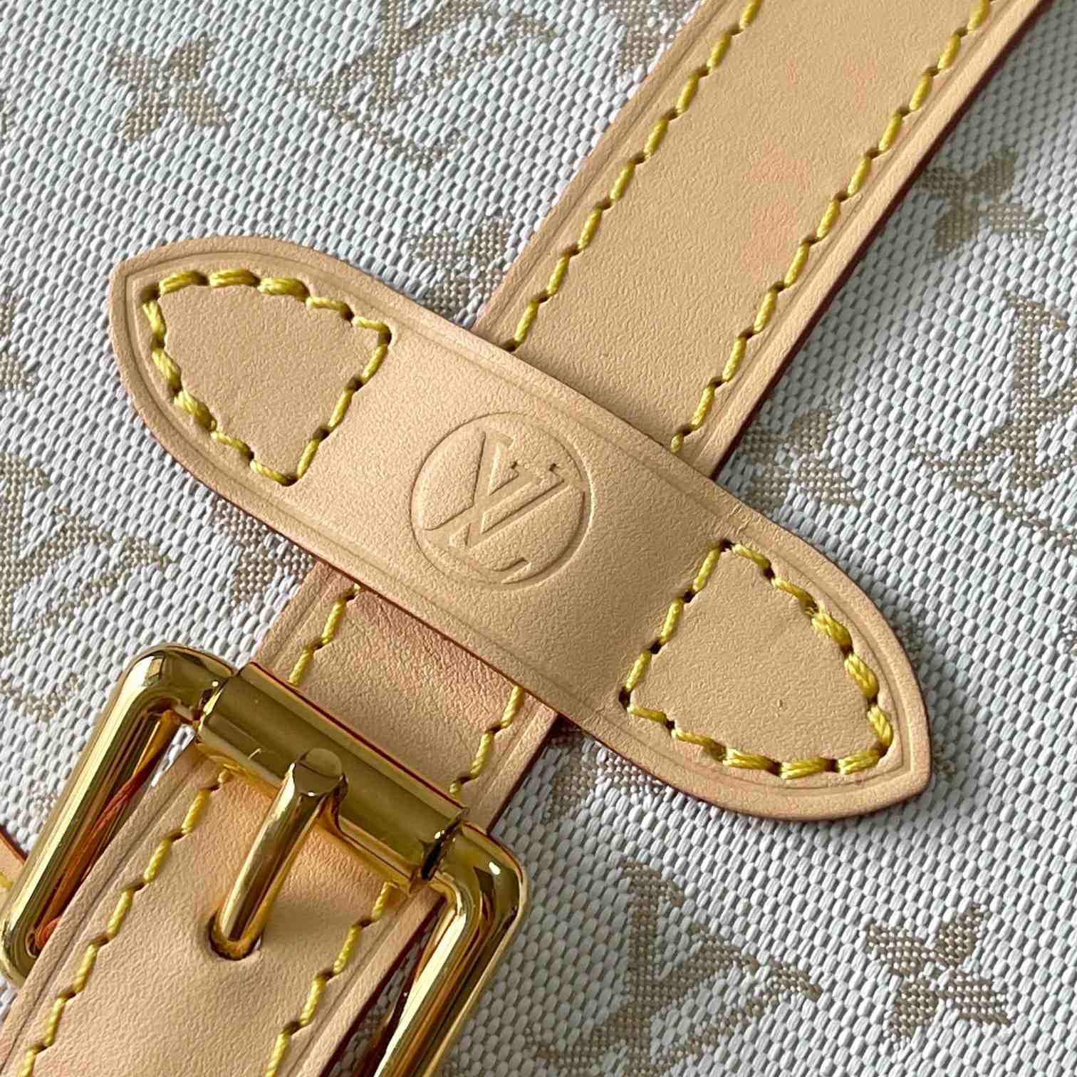 Louis Vuitton Saumur BB     M12327 - EUR FASHION