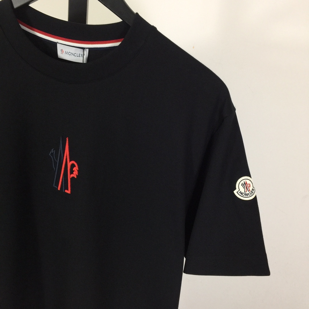 Moncler Logo Cotton T-shirt - EUR FASHION