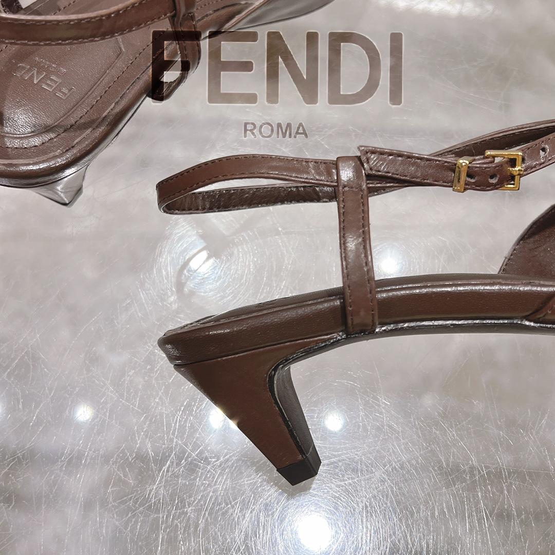 Fendi FFold Brown Eel Leather Low-heeled Slingbacks - EUR FASHION