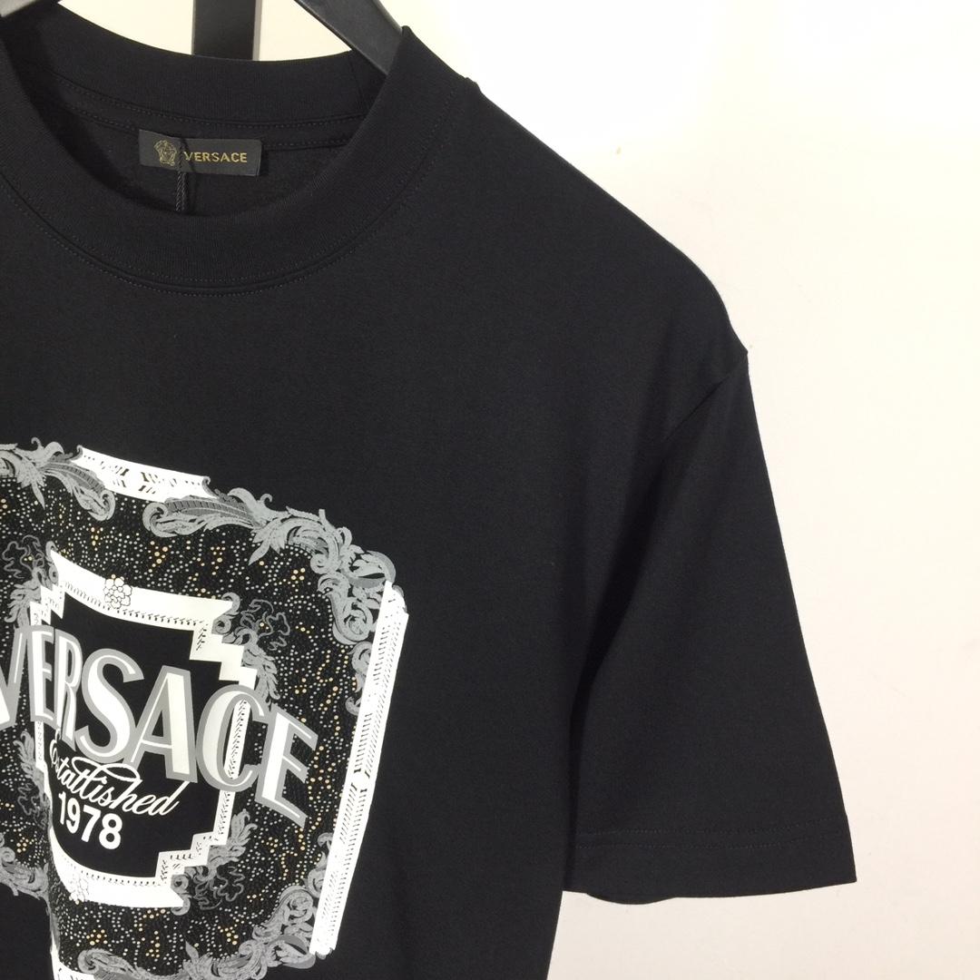 Versace Cotton T-shirt - EUR FASHION