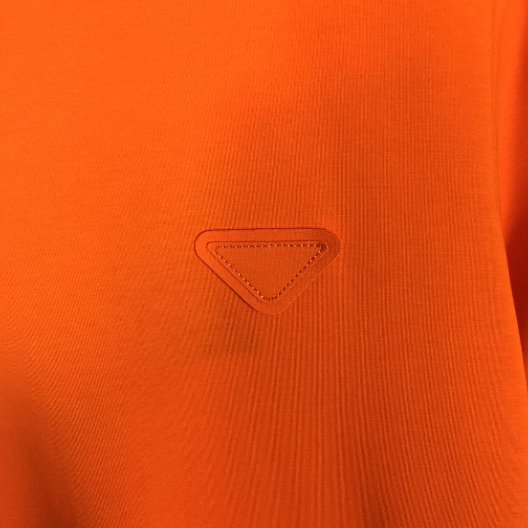 Prada Logo T-Shirt - EUR FASHION